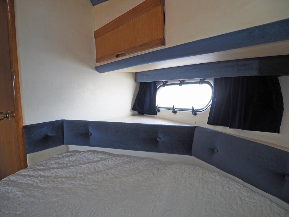 Cabin en avant, H&eacute;bergements